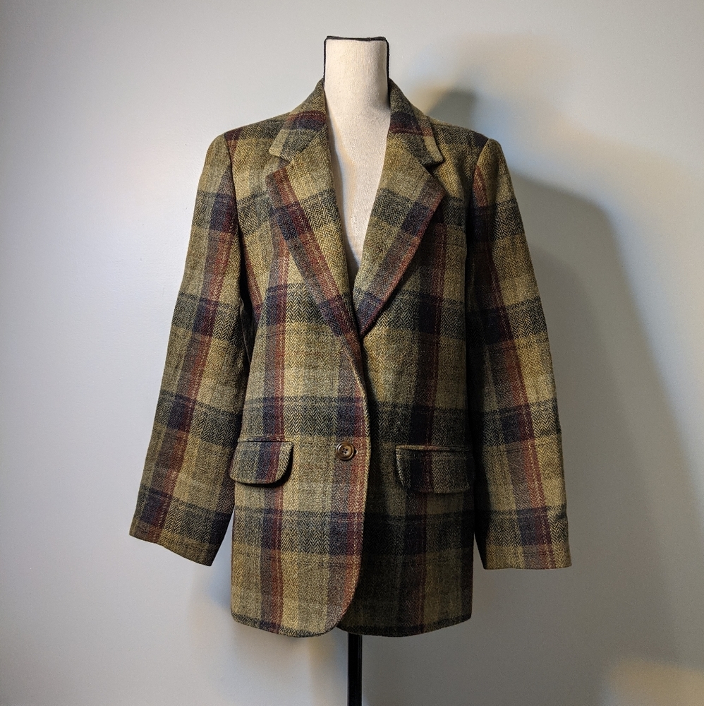 Eddie Bauer Wool Plaid Woman's Button Up Blazer